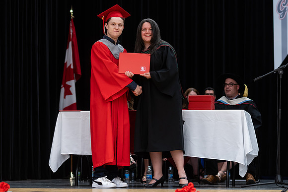 Grad25-176