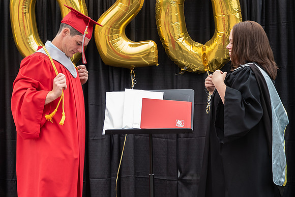 BMHS GRADS 2020-41