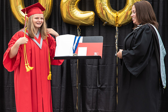 BMHS GRADS 2020-18