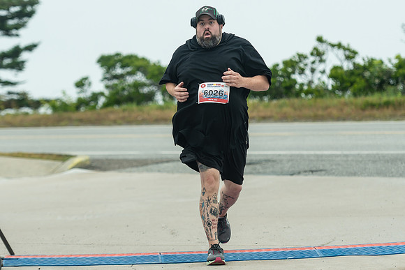 FINISH LINE CLOSEUPS-10