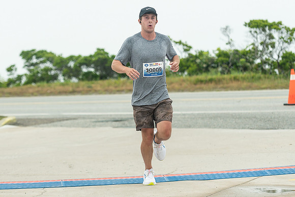 FINISH LINE CLOSEUPS-16