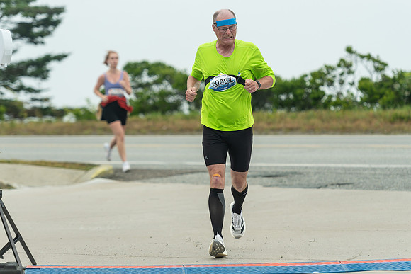FINISH LINE CLOSEUPS-8