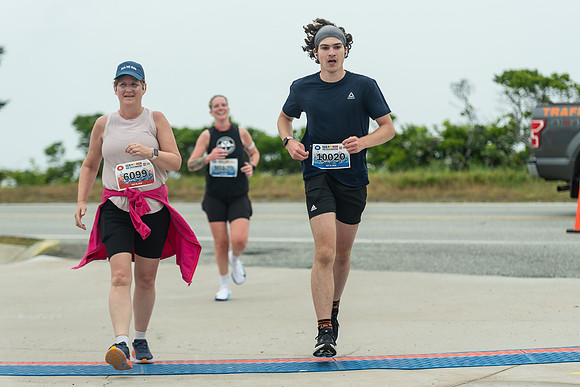 FINISH LINE CLOSEUPS-21