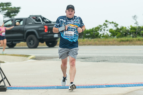 FINISH LINE CLOSEUPS-37