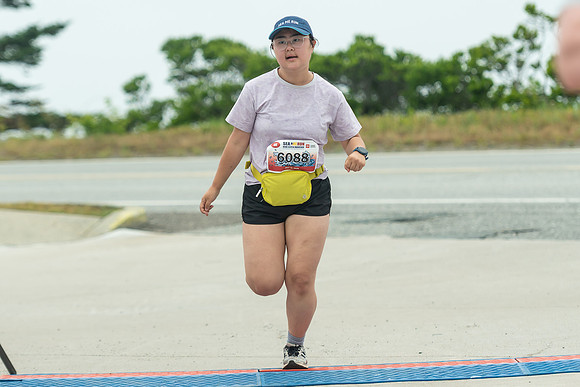 FINISH LINE CLOSEUPS-49