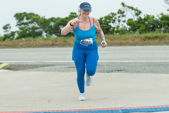 FINISH LINE CLOSEUPS-56
