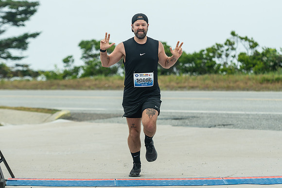 FINISH LINE CLOSEUPS-51