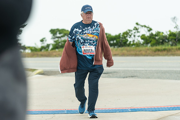 FINISH LINE CLOSEUPS-65