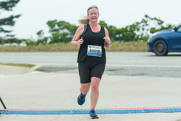 FINISH LINE CLOSEUPS-87