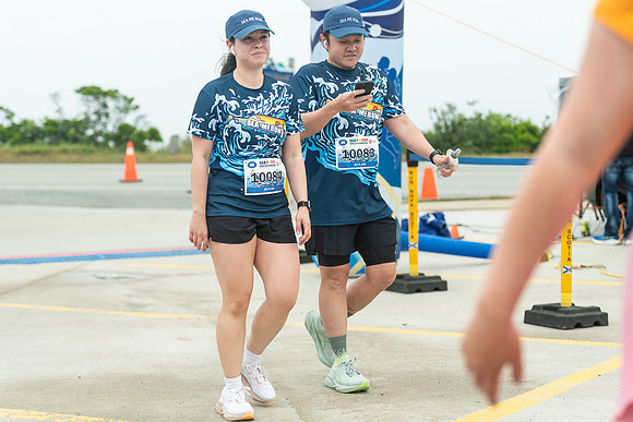 FINISH LINE CLOSEUPS-104