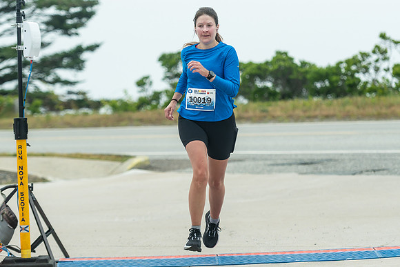 FINISH LINE CLOSEUPS-101