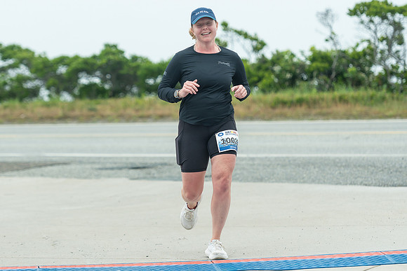 FINISH LINE CLOSEUPS-110