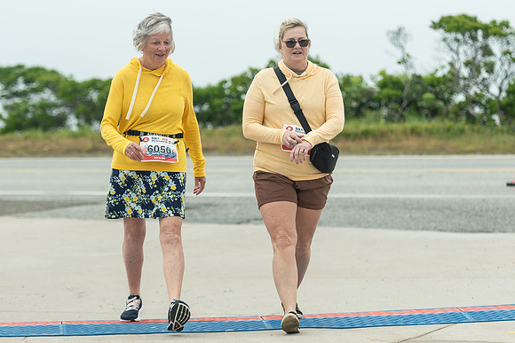 FINISH LINE CLOSEUPS-108