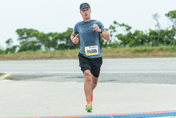 FINISH LINE CLOSEUPS-116