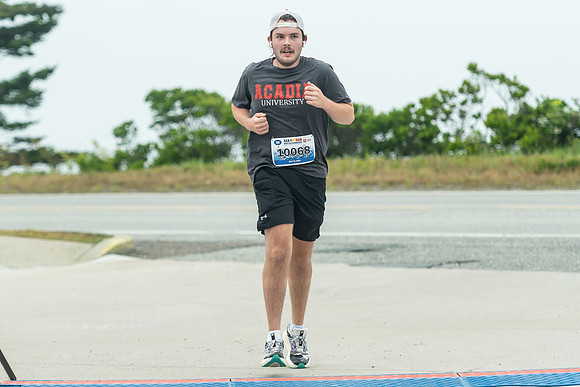 FINISH LINE CLOSEUPS-119
