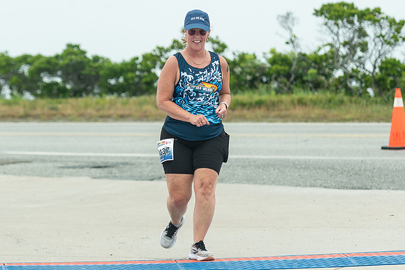 FINISH LINE CLOSEUPS-154