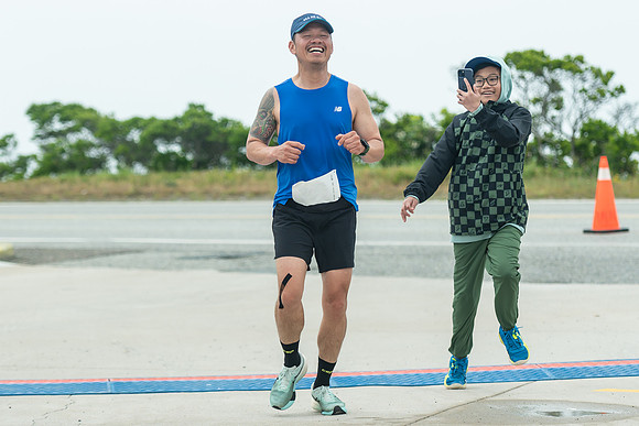 FINISH LINE CLOSEUPS-165