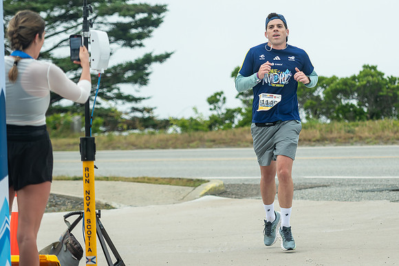 FINISH LINE CLOSEUPS-170