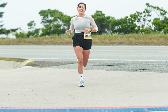 FINISH LINE CLOSEUPS-168