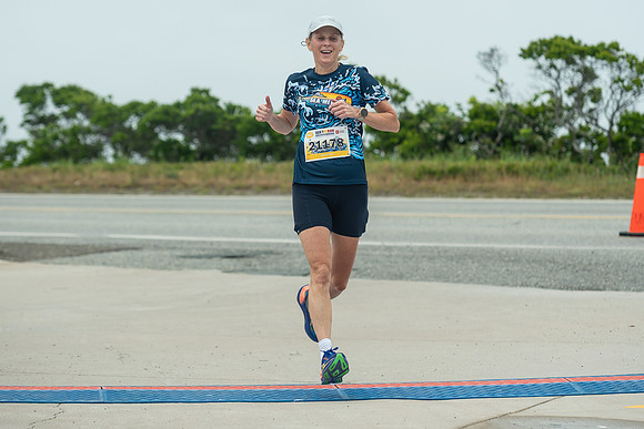 FINISH LINE CLOSEUPS-176
