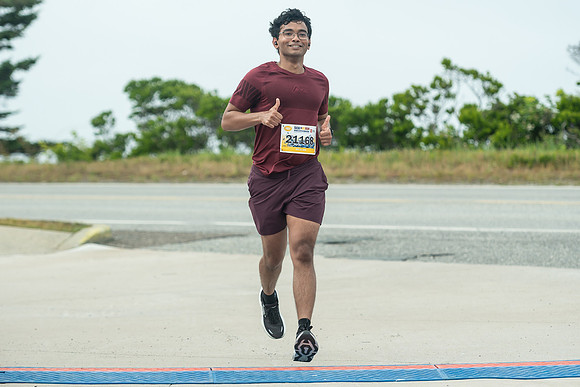 FINISH LINE CLOSEUPS-192
