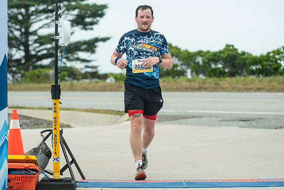 FINISH LINE CLOSEUPS-197