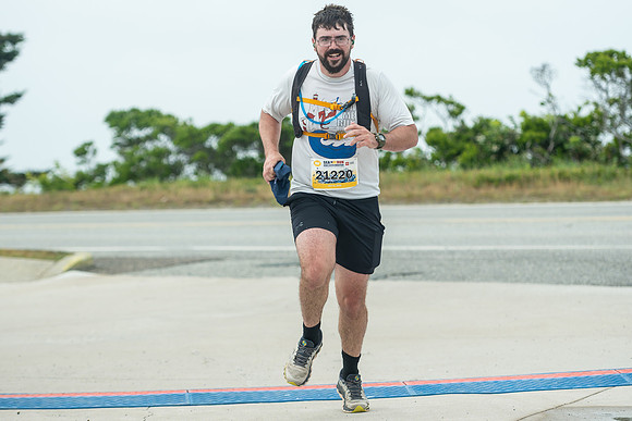 FINISH LINE CLOSEUPS-194