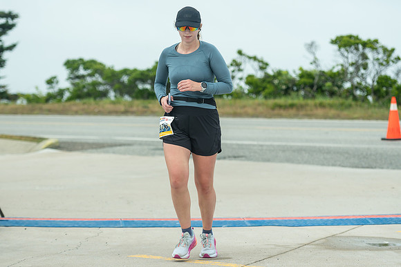 FINISH LINE CLOSEUPS-201