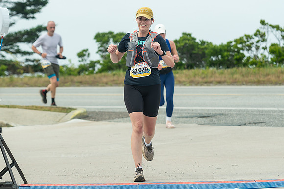 FINISH LINE CLOSEUPS-218