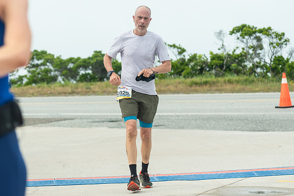 FINISH LINE CLOSEUPS-220