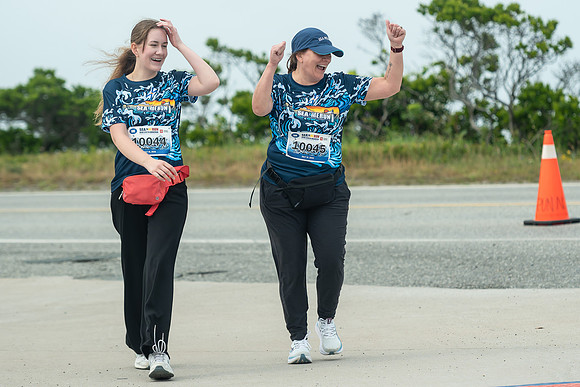 FINISH LINE CLOSEUPS-224