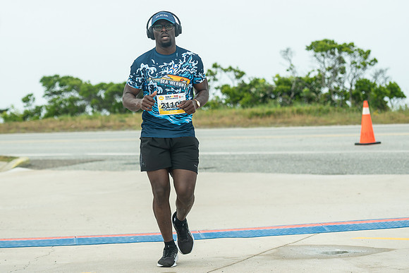 FINISH LINE CLOSEUPS-221