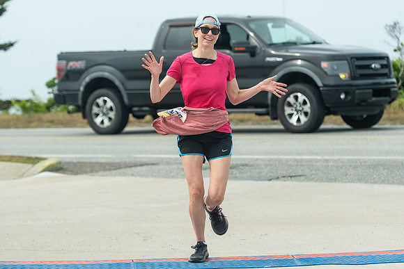 FINISH LINE CLOSEUPS-227