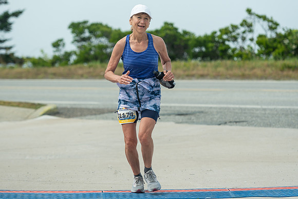 FINISH LINE CLOSEUPS-246