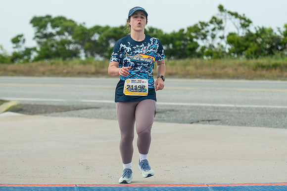 FINISH LINE CLOSEUPS-249