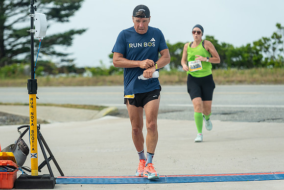 FINISH LINE CLOSEUPS-243