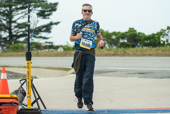 FINISH LINE CLOSEUPS-258