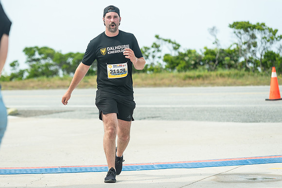 FINISH LINE CLOSEUPS-266