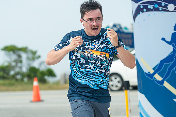 FINISH LINE CLOSEUPS-282