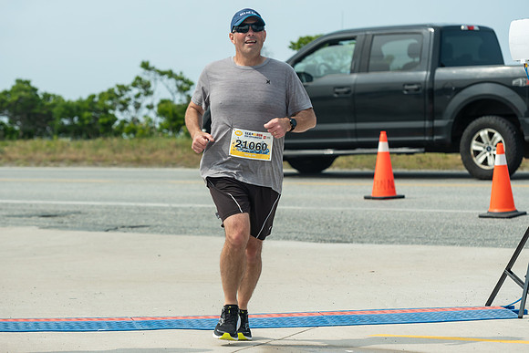 FINISH LINE CLOSEUPS-314