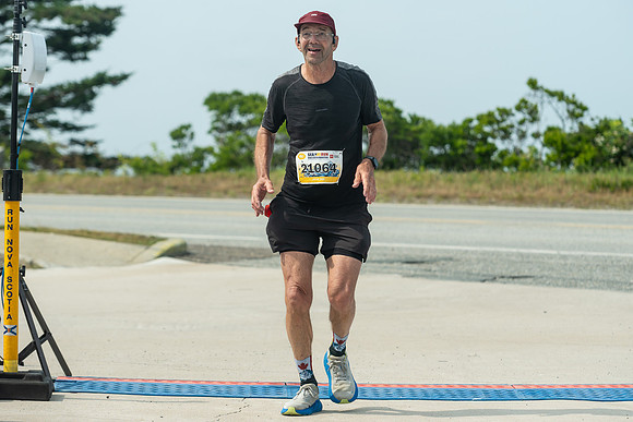 FINISH LINE CLOSEUPS-315