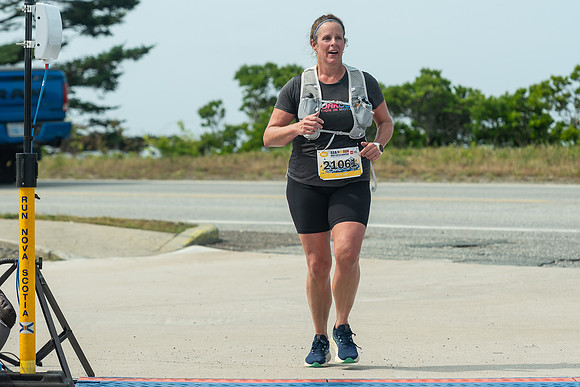 FINISH LINE CLOSEUPS-313