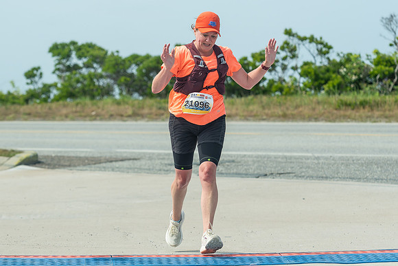 FINISH LINE CLOSEUPS-328