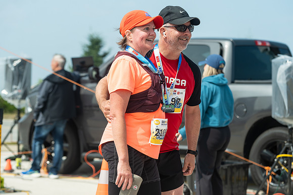 FINISH LINE CLOSEUPS-346