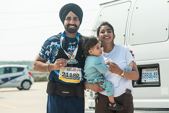 FINISH LINE CLOSEUPS-347