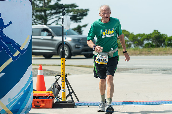 FINISH LINE CLOSEUPS-356