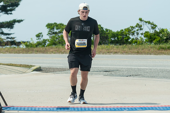 FINISH LINE CLOSEUPS-357