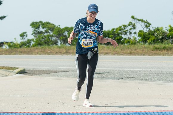 FINISH LINE CLOSEUPS-360