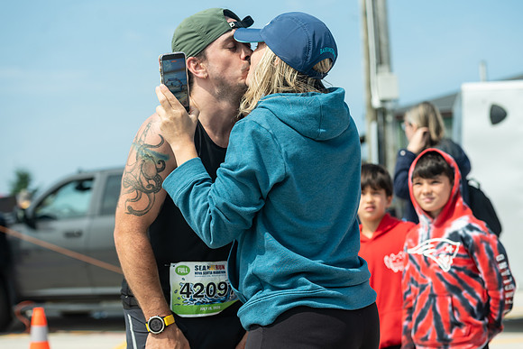 FINISH LINE CLOSEUPS-369