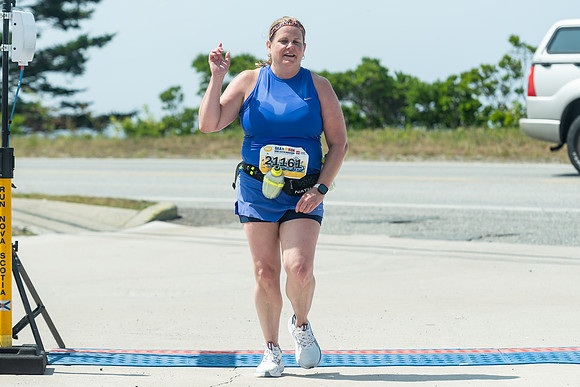 FINISH LINE CLOSEUPS-377